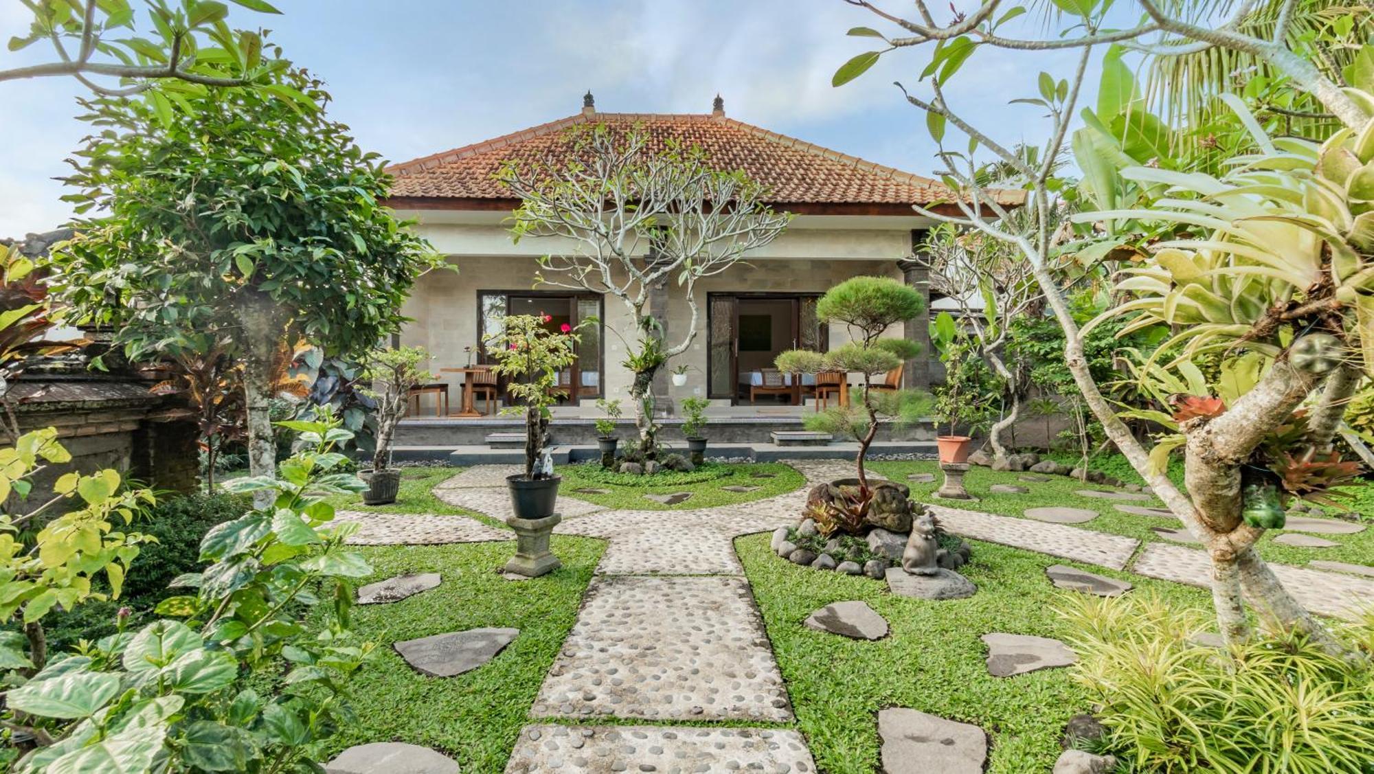 Marwati Guest House Ubud  Exterior photo