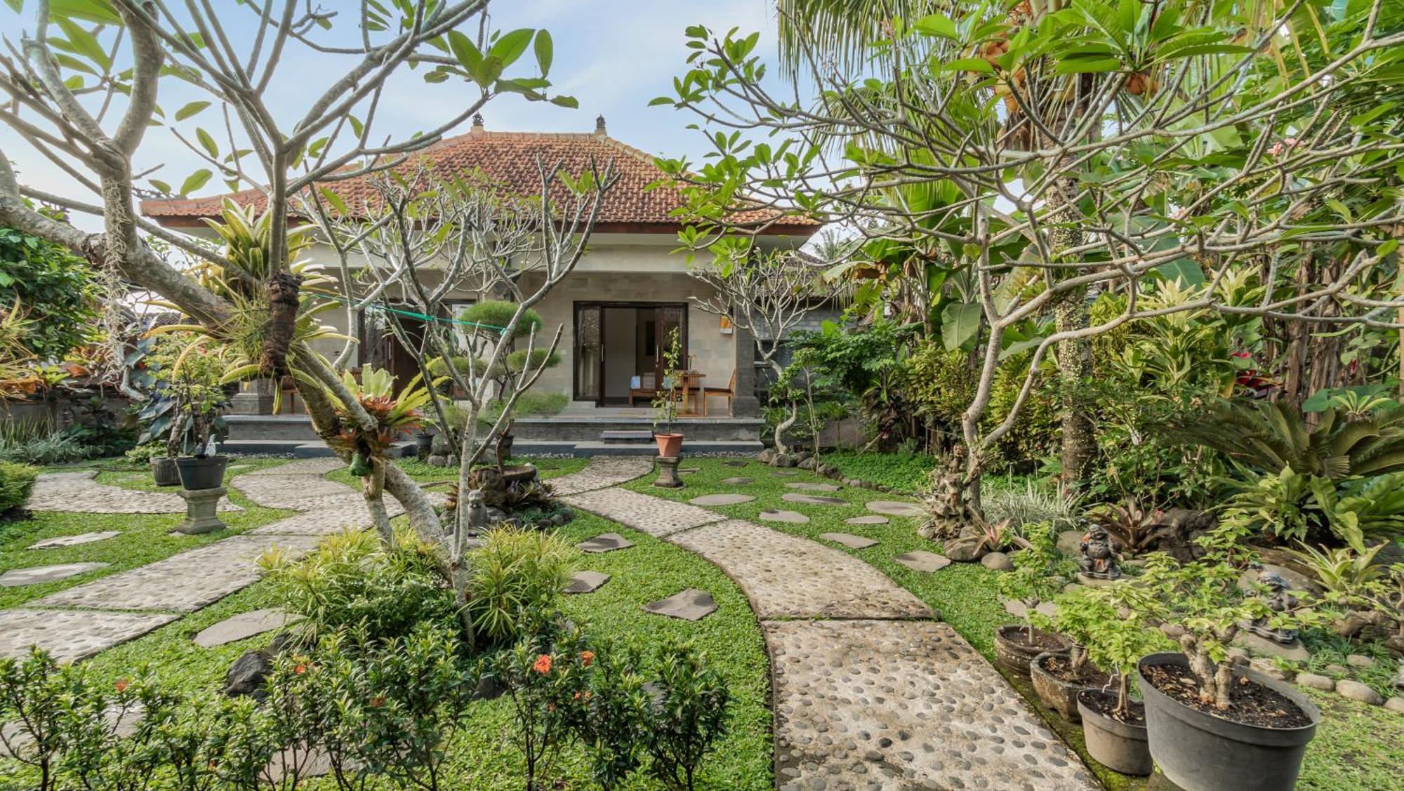 Marwati Guest House Ubud  Exterior photo