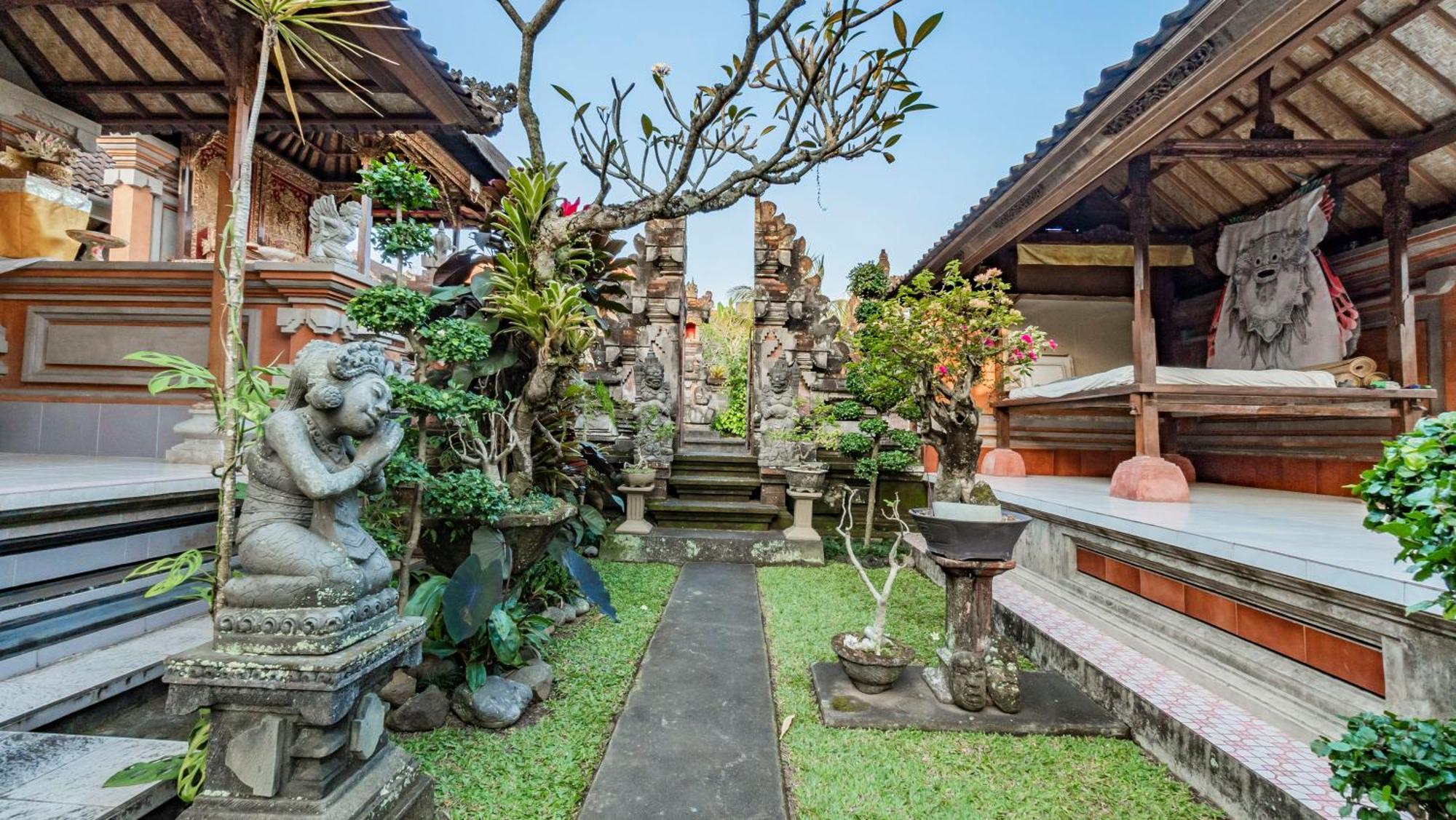 Marwati Guest House Ubud  Exterior photo